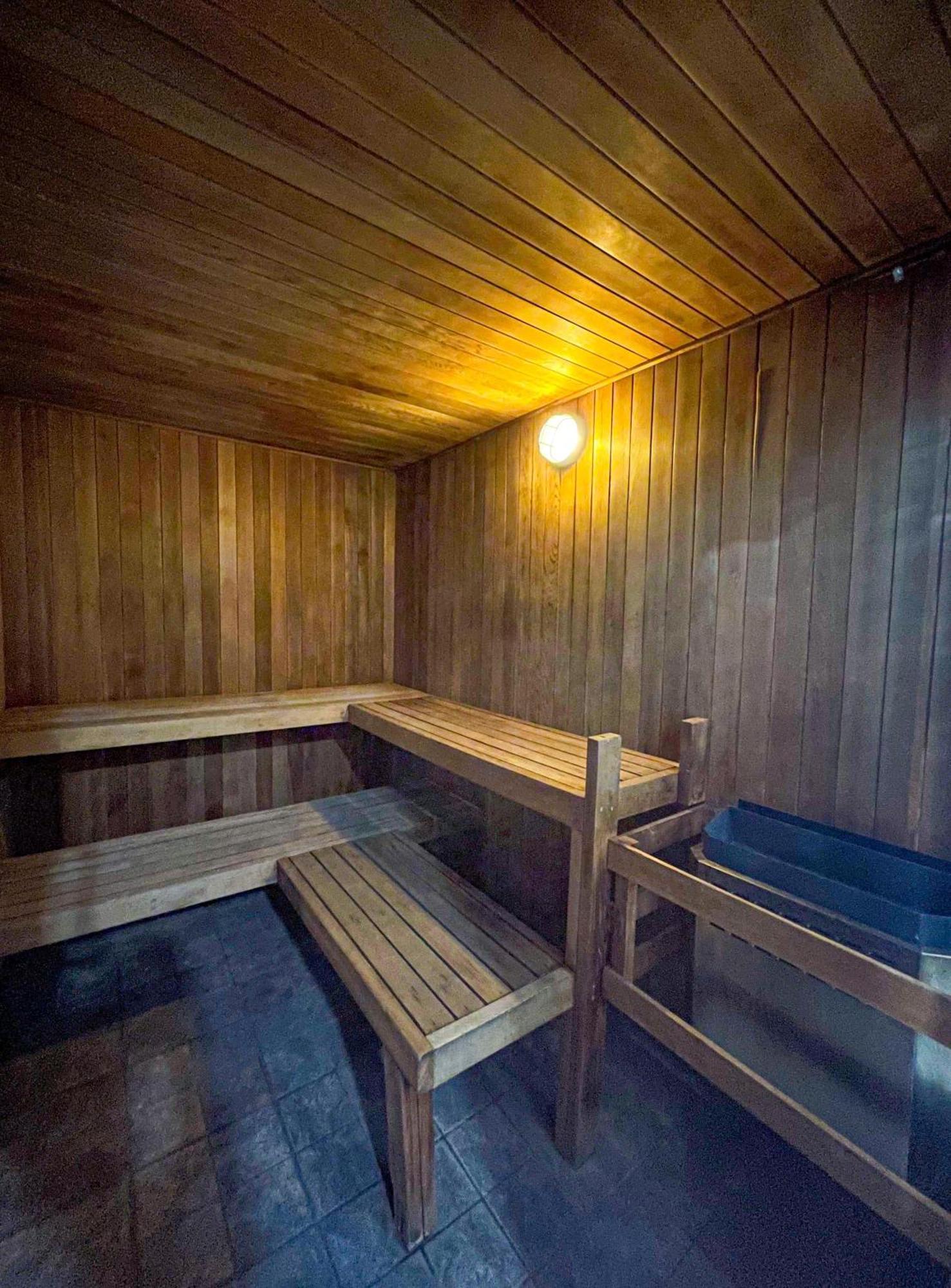 Alpenglow Lodge Bear Wonder One Bedroom By Mva 惠斯勒 外观 照片